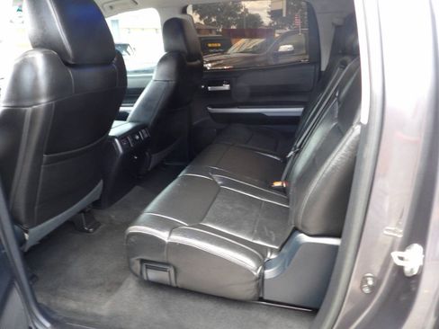 Used 2018 Toyota Tundra SR5 w/ SR5 Upgrade Package RWD image 12