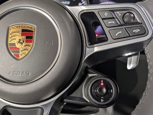 Used 2023 Porsche Cayenne GTS AWD/4WD image 38