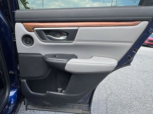 Used 2020 Honda CR-V Touring image 14