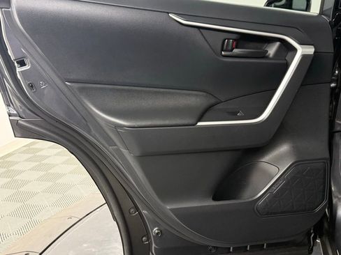 Used 2025 Toyota RAV4 LE image 31