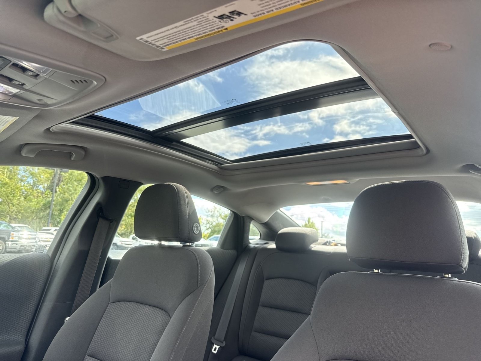 Used 2019 Chevrolet Malibu LT FWD image 25