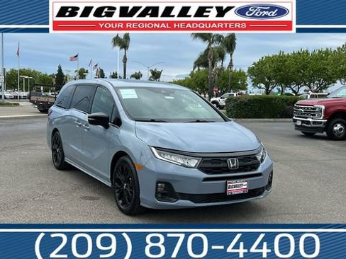Used 2025 Honda Odyssey Sport-L image 1