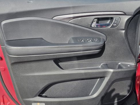 Used 2023 Honda Ridgeline RTL-E image 11