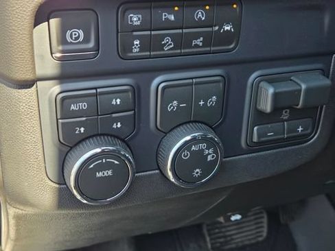 New 2026 Chevrolet Tahoe LS AWD/4WD image 15