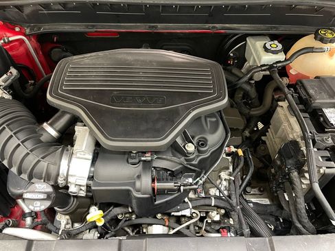 Certified 2019 Chevrolet Blazer LT w/ Sun and Wheels Package FWD image 49