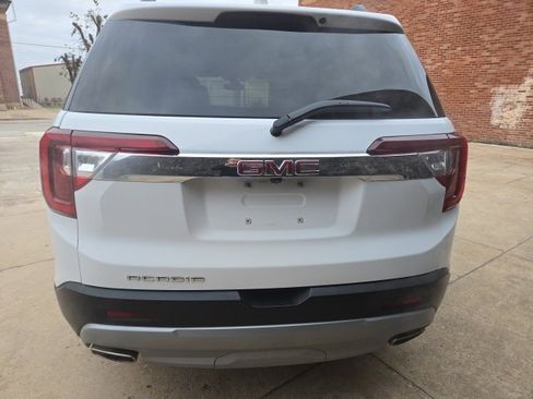 Used 2023 GMC Acadia SLT image 5