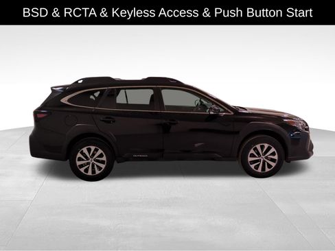 Used 2024 Subaru Outback Premium image 4