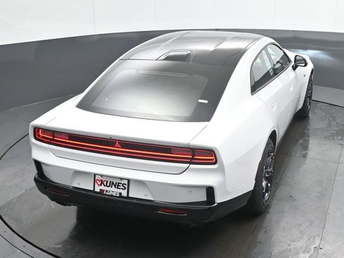 New 2026 Dodge Charger R/T AWD/4WD image 28