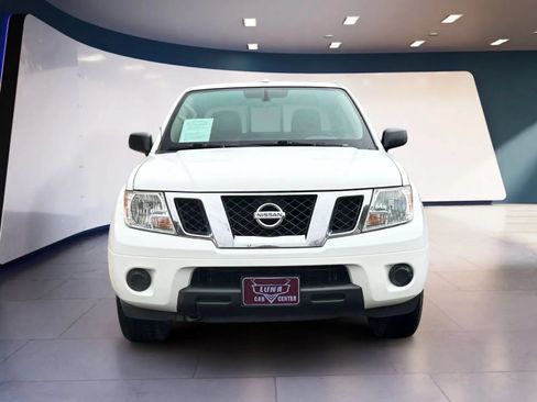 Used 2018 Nissan Frontier SV AWD/4WD image 7