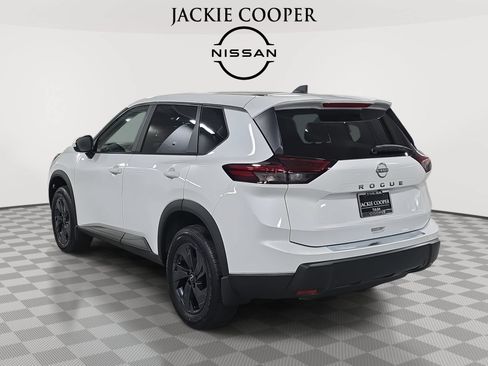 New 2026 Nissan Rogue SV w/ Cold Weather Package FWD image 7