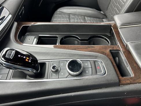 Used 2021 Cadillac Escalade Sport Platinum image 31