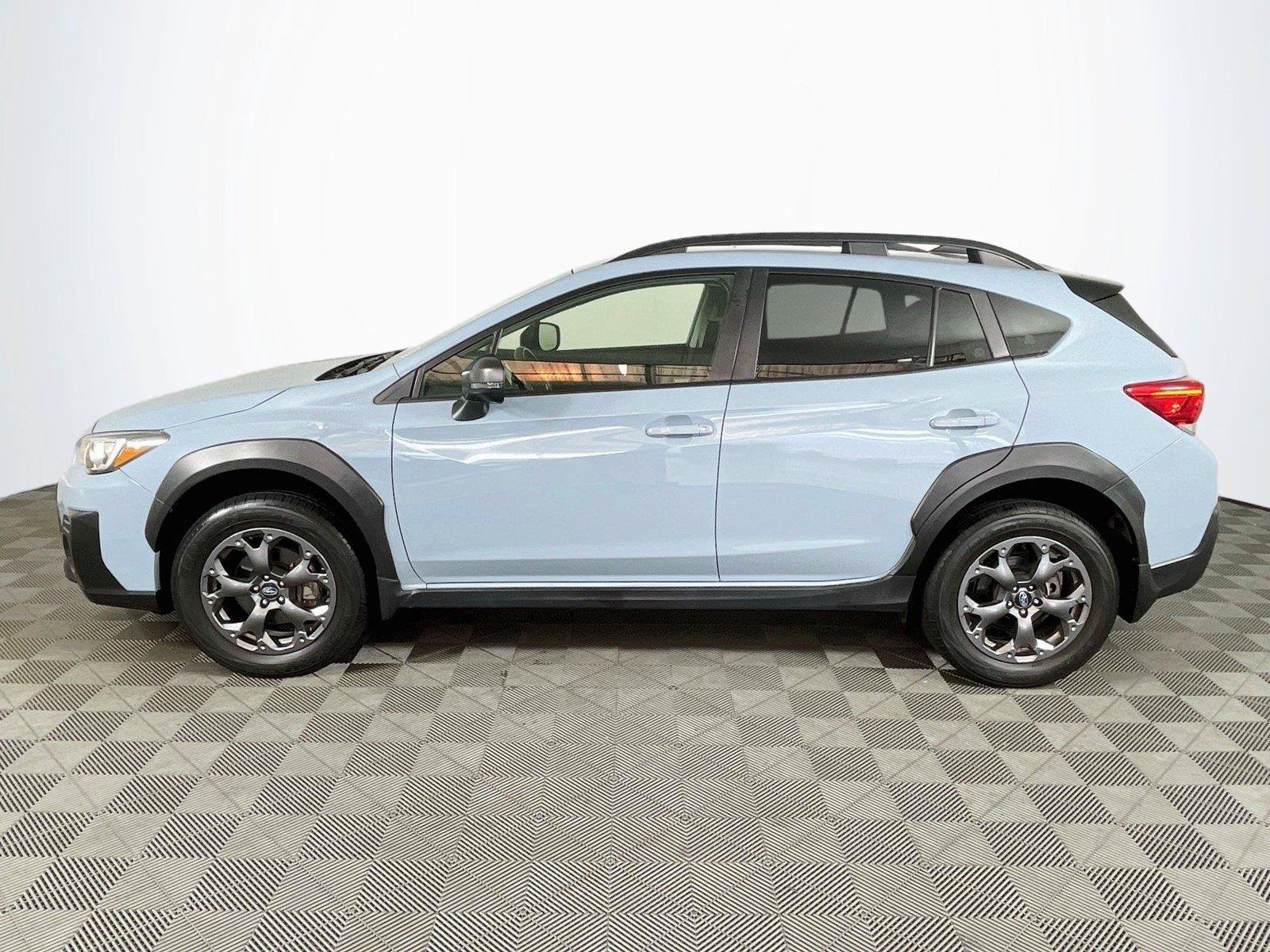 Used 2021 Subaru Crosstrek 2.5i Sport w/ Moonroof Package AWD/4WD image 4