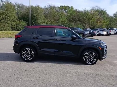 Used 2024 Chevrolet TrailBlazer RS w/ Driver Confidence Package image 9