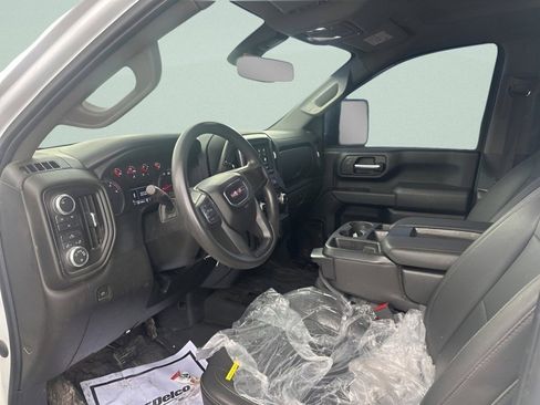 Used 2023 GMC Sierra 2500 Pro w/ Gooseneck/5TH Wheel Package image 19