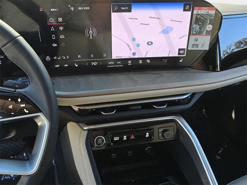 New 2025 Audi Q5 Premium image 23