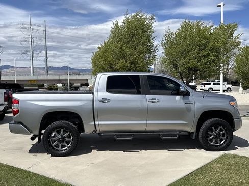 Used 2019 Toyota Tundra Platinum image 3