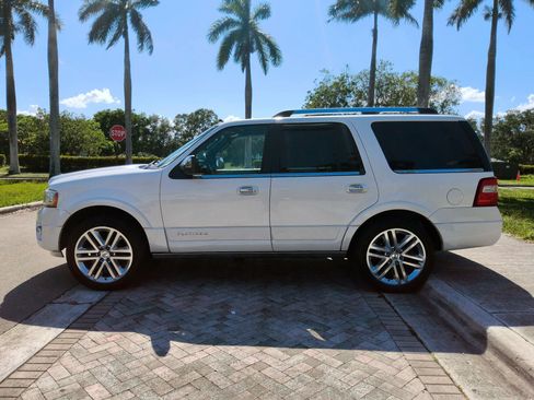 Used 2017 Ford Expedition Platinum RWD image 21