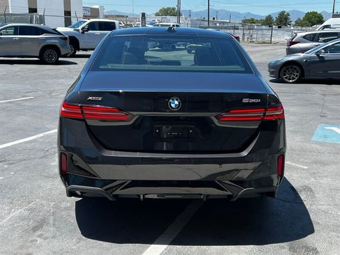 Used 2026 BMW 530i xDrive w/ M Sport Package AWD/4WD image 6