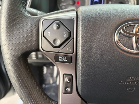 Used 2019 Toyota Tacoma Limited AWD/4WD image 14