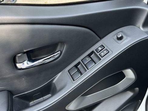 Certified 2022 Nissan Frontier SV RWD image 23