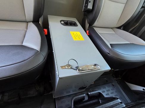 Used 2025 RAM ProMaster 2500 FWD image 18