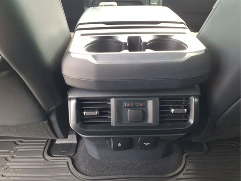Used 2025 Ford F150 Raptor AWD/4WD image 17