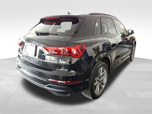 Certified 2025 Audi Q3 2.0T Premium w/ Convenience Package image 7