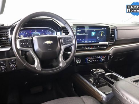 Used 2022 Chevrolet Silverado 1500 LT image 2
