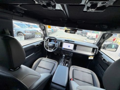 New 2026 Ford Bronco Outer Banks AWD/4WD image 11