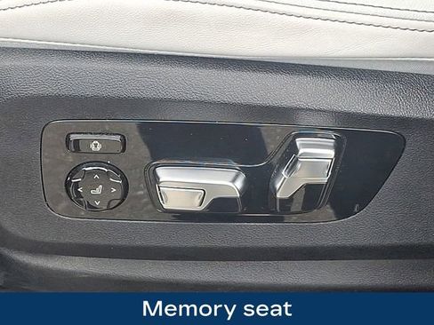 Used 2025 BMW X5 xDrive40i AWD/4WD image 19