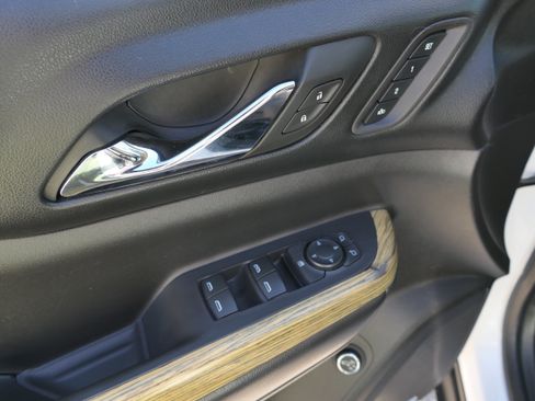Used 2018 GMC Acadia Denali w/ Technology Package AWD/4WD image 14