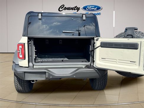 New 2025 Ford Bronco Badlands image 42