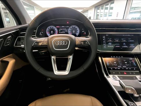Certified 2023 Audi Q7 2.0T Premium w/ Convenience Package AWD/4WD image 6