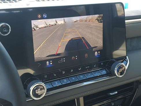 New 2026 Chevrolet Colorado ZR2 w/ Technology Package image 14