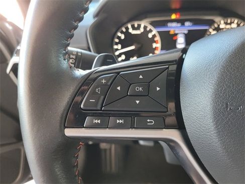 Used 2023 Nissan Altima 2.5 SR w/ SR Premium Package image 30