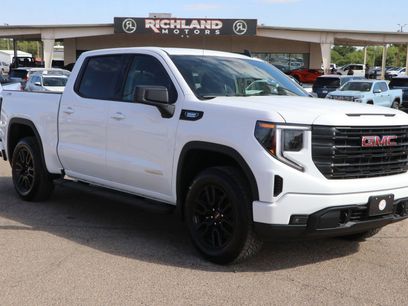 New 2026 GMC Sierra 1500 Elevation w/ Preferred Package