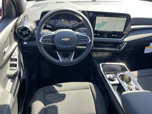 New 2026 Chevrolet Equinox LT image 28