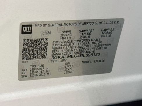 Used 2024 GMC Terrain SLE w/ Driver Convenience Package FWD image 30