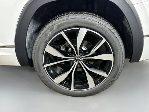 New 2026 Volkswagen Atlas SEL Premium R-Line AWD/4WD image 33