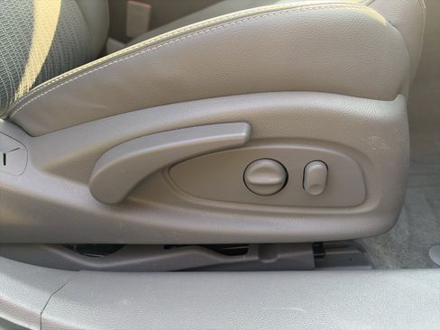 Used 2018 Chevrolet Impala LT w/ LT Convenience Package FWD image 28
