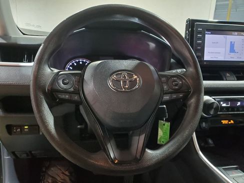 Used 2021 Toyota RAV4 LE image 25