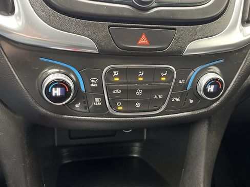 Certified 2021 Chevrolet Equinox LT image 21