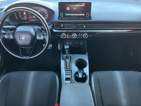Used 2023 Honda Civic Sport image 15