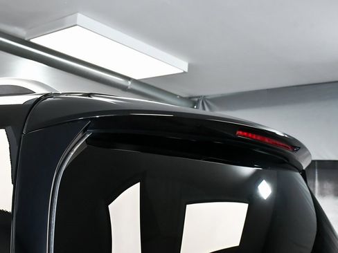 Used 2025 Mercedes-Benz GLS 450 GLS 450 image 98