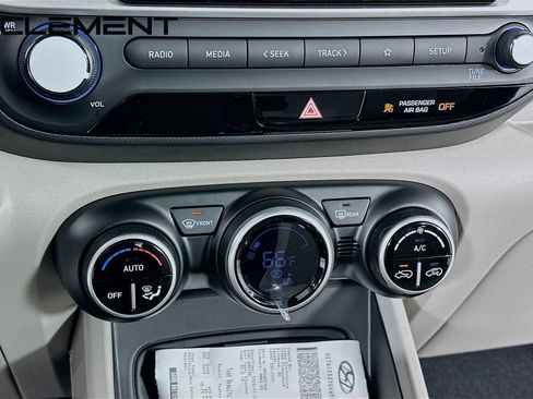 Certified 2026 Hyundai Venue SEL FWD image 22
