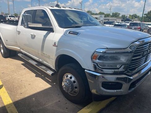 Used 2019 RAM 3500 Laramie AWD/4WD image 2