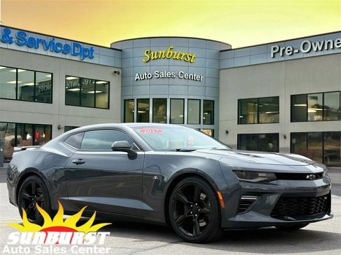 Used 2017 Chevrolet Camaro SS RWD image 1