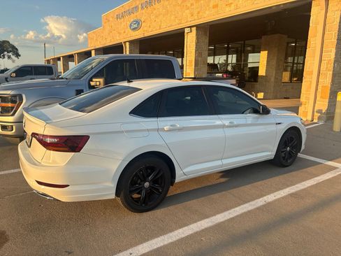 Used 2019 Volkswagen Jetta R-Line FWD image 8