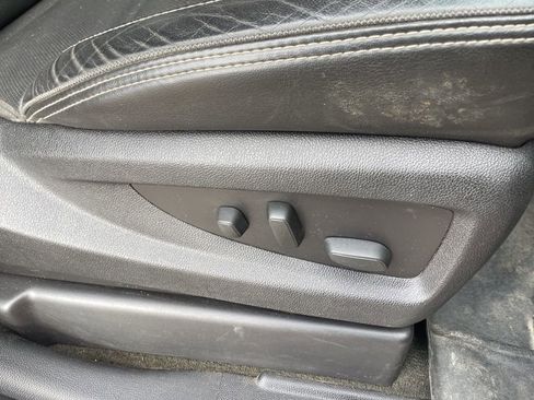 Used 2017 GMC Yukon XL Denali w/ Open Road Package image 18