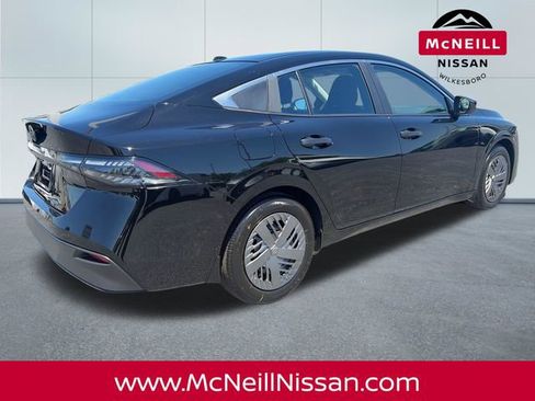 New 2026 Nissan Sentra S w/ Floor Mat Package FWD image 8